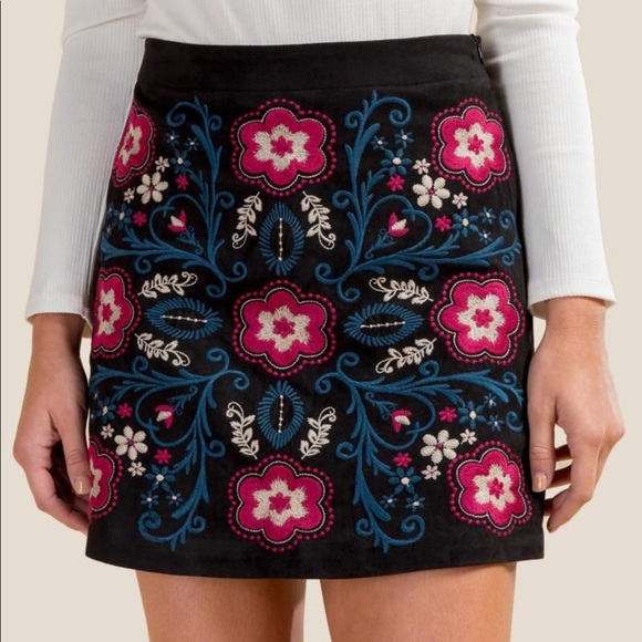 Francesca's Collections Dresses & Skirts - Francesca’s Primrose Embroidered Faux Suede Skirt